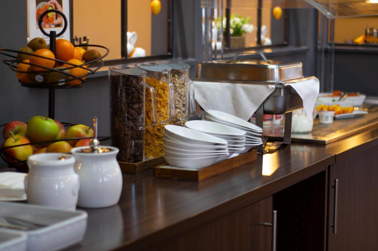Orange Hotel Und Apartments Ной-Улм Екстериор снимка