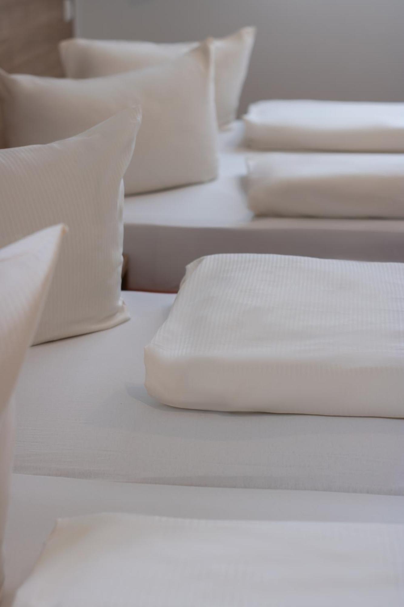 Orange Hotel Und Apartments Ной-Улм Екстериор снимка