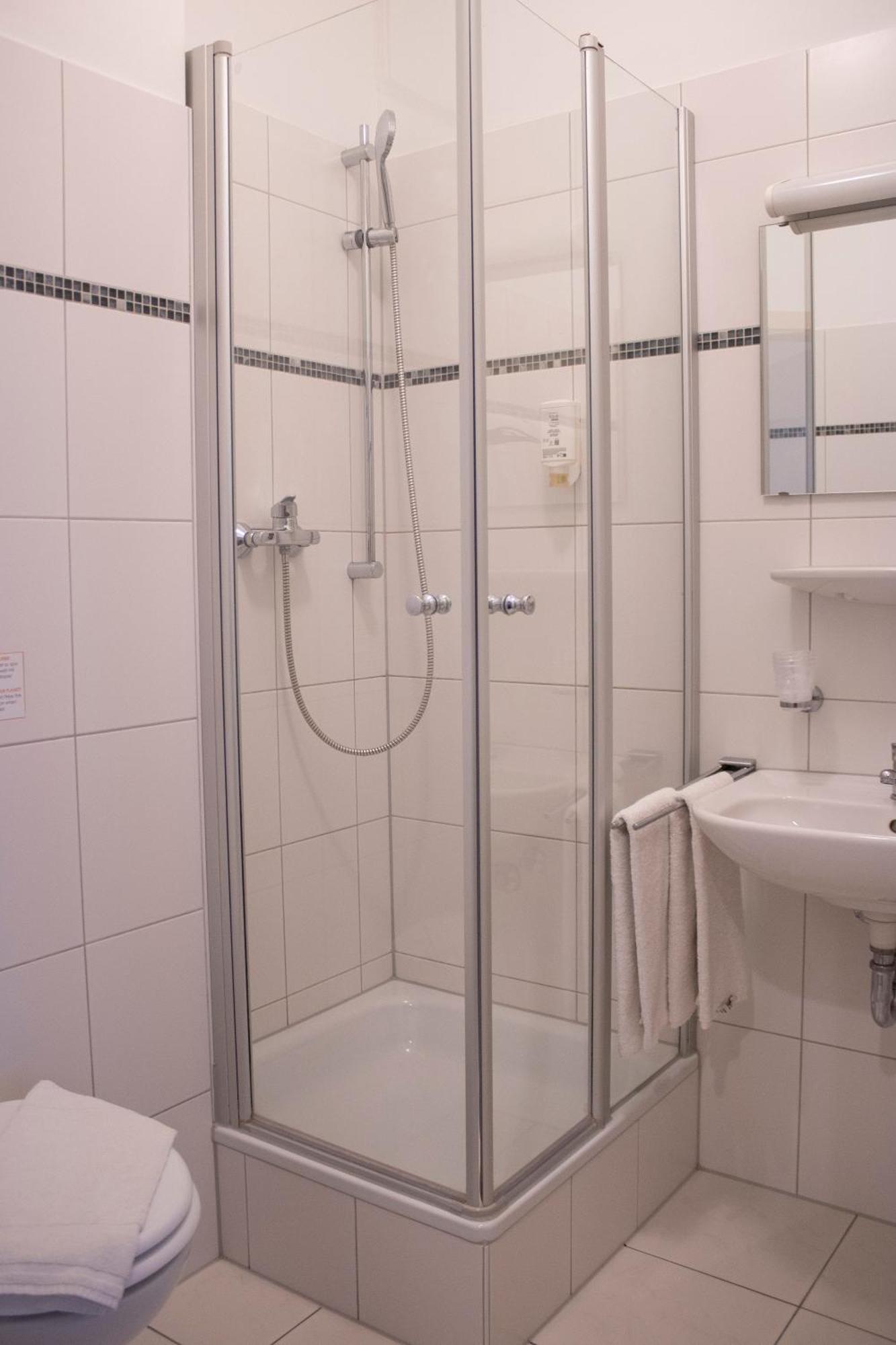 Orange Hotel Und Apartments Ной-Улм Екстериор снимка