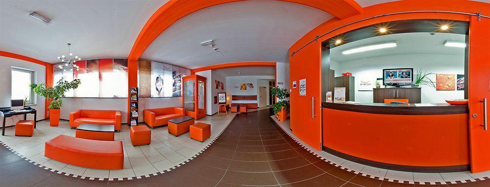 Orange Hotel Und Apartments Ной-Улм Екстериор снимка